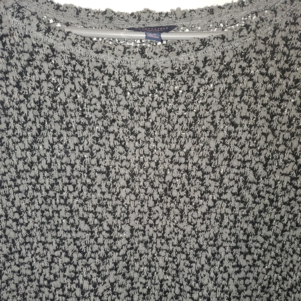 Aeropostale Black and Gray Textured Scoop Neck Sweater - Picture 6 of 10